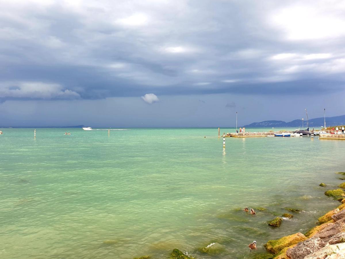 Casa Vacanza & Suite Joy Peschiera del Garda Kültér fotó