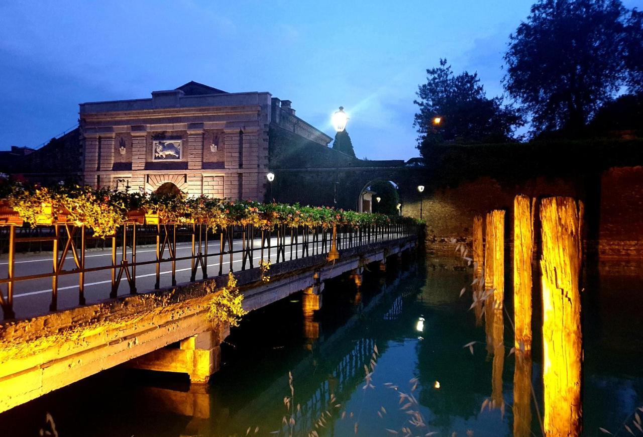 Casa Vacanza & Suite Joy Peschiera del Garda Kültér fotó